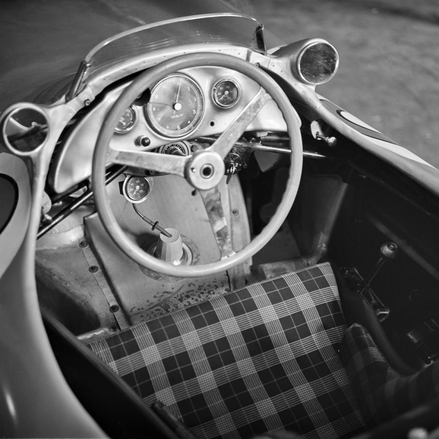  Mercedes-Benz 300 SLR 1954 года  (фото 20 из 21)